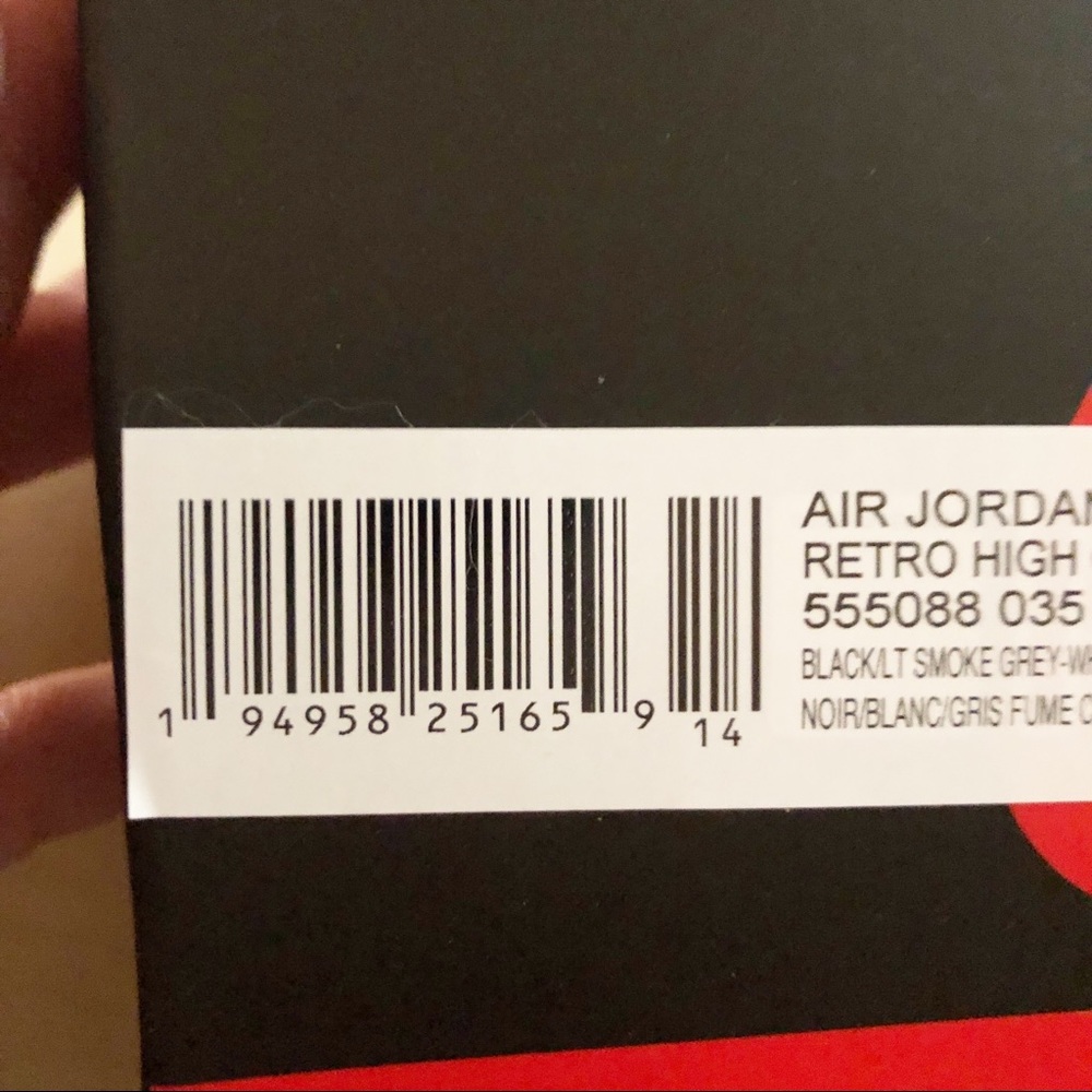 COPY - NWB Air Jordan 1 Retro High OG - Picture 6 of 8